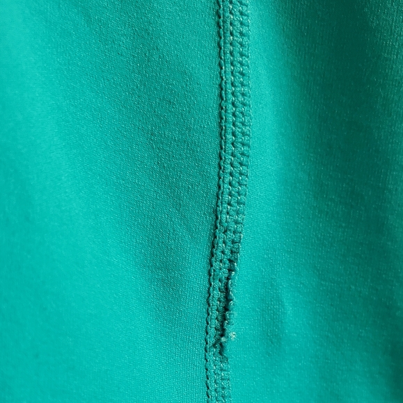 Vintage Style Lululemon Tank - Picture 7 of 7